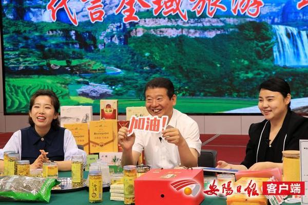 随着王宝玉诚挚的推介,广大网友积极互动,各大平台直播间观看人数累计