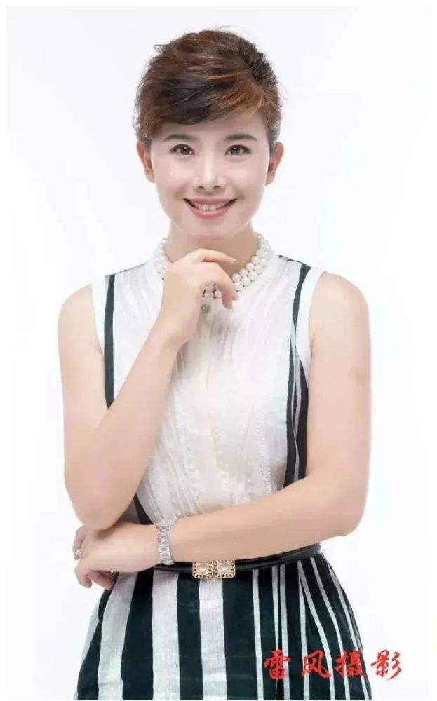 闫虹访谈湖区群众的健康守护神张波