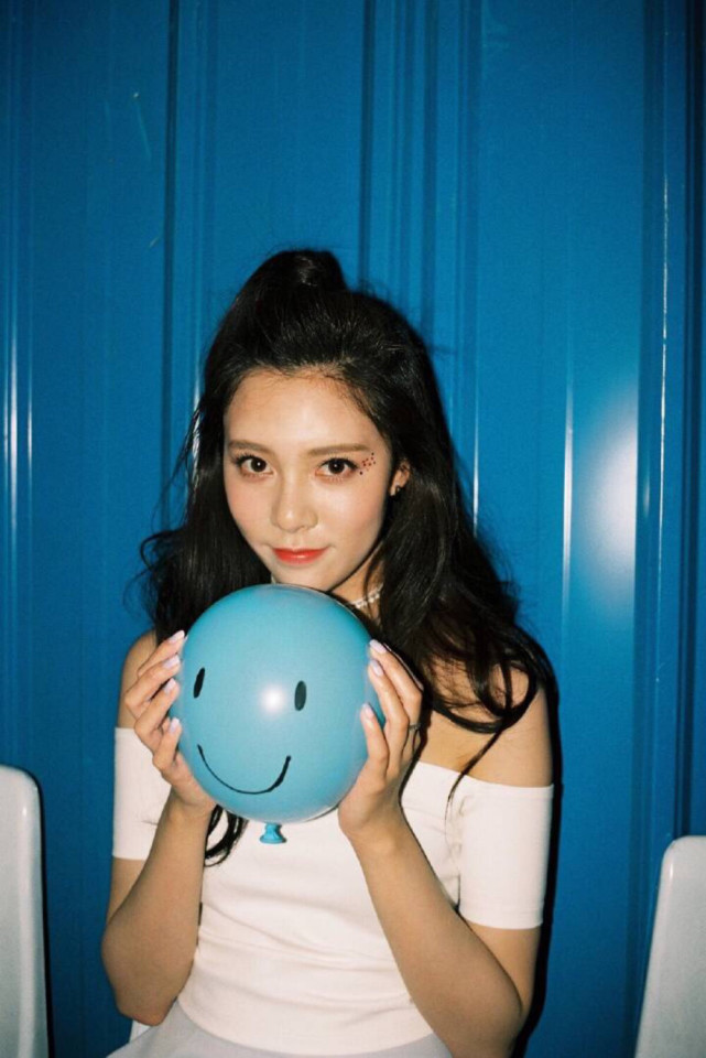 她的脸才是有野心的长相吧满脸写着我要赢