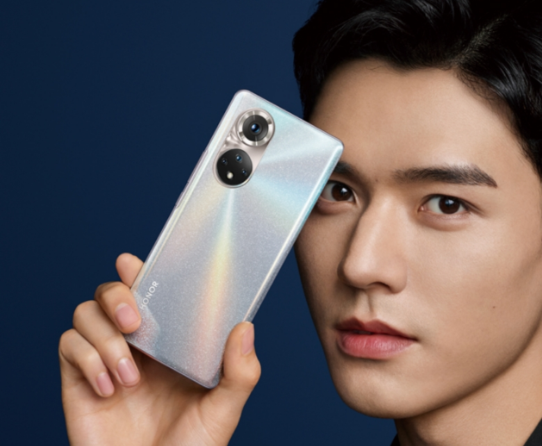 荣耀50代言人被官宣,果然是国民老"公"——龚俊