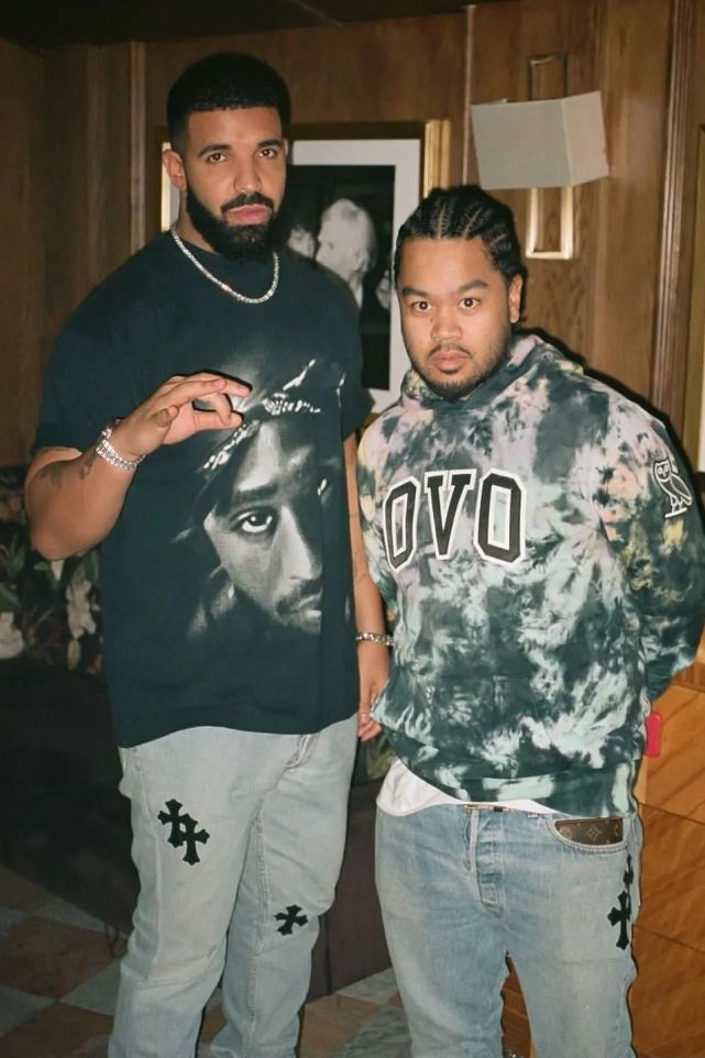真· 克罗心皇帝 drake,到底是如何炫富的?