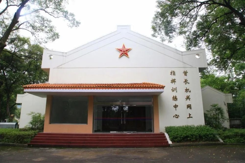 高考生12所陆军院校了解一下