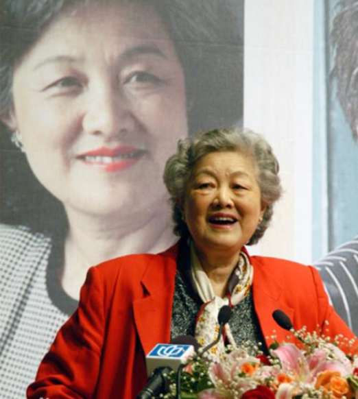 民国交际花谈雪卿错爱花花公子怀孕遭抛弃女儿章含之家喻户晓