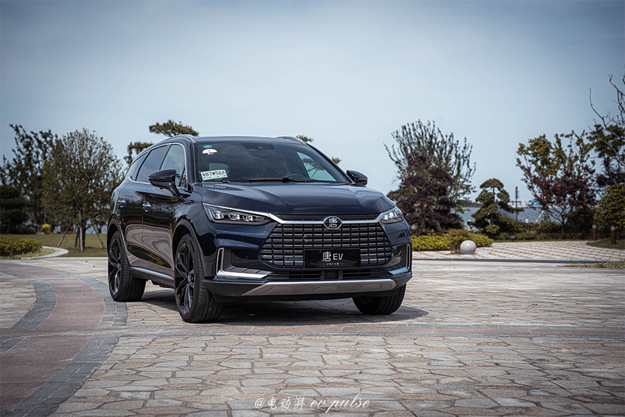 试驾2021款比亚迪唐ev,真的不止是快!