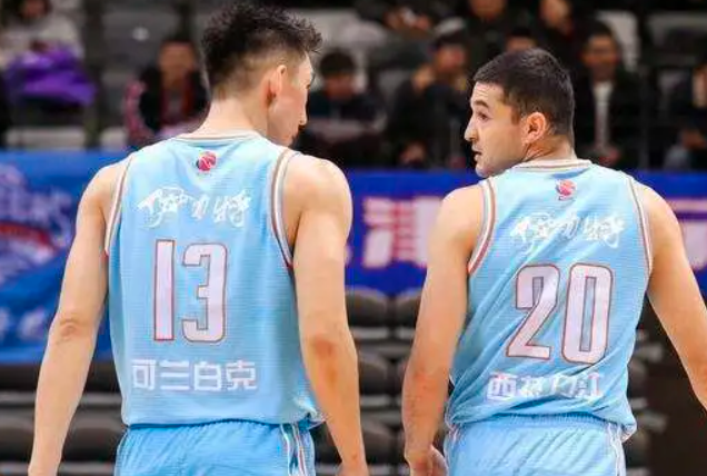 王骁辉 曝：首钢二将加盟CBA鱼腩，1人是闵鹿蕾爱徒，1人是球队防守悍将