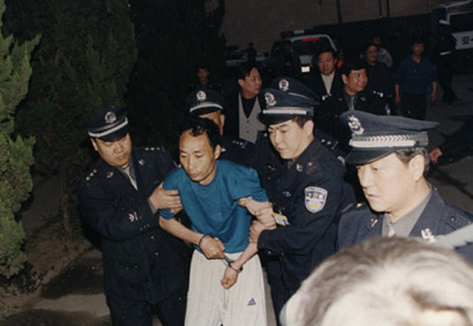 2001年石家庄爆炸案始末:5处居民楼被放炸药,致108人遇难