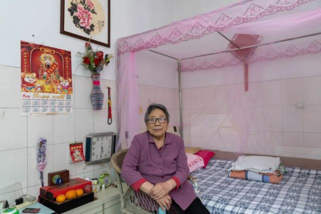 四川一破产工厂成养老院，今陷停业危机66老人将无家可归