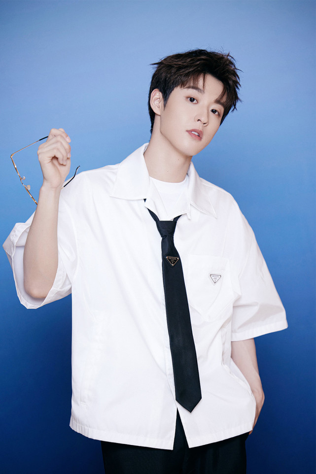 内娱95后小生神颜大赏陈星旭可盐可甜王俊凯从小帅到大