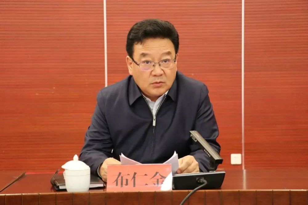 锡盟三地任免党政主要领导