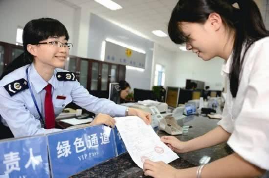 纳税人口才6千万，有钱人真的没想象那么多，房子到底被谁买走？