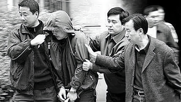 韩振营伏法记臭名昭著的冷血杀手无论男女老少格杀勿论