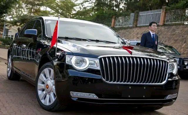 角师傅多方查证,这款新车便是红旗未来即将推出的"l3".