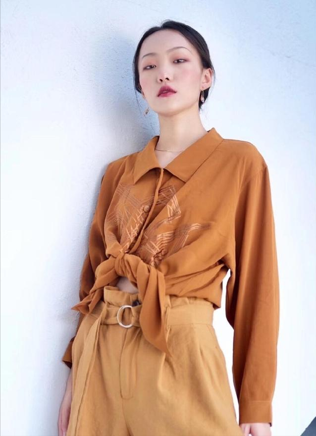 疯产姐妹张小花意外出镜身材稍微丰腴眼睛灵动网友宝藏女孩