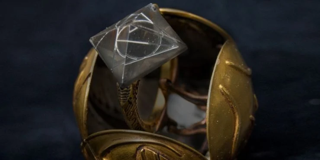 哈利波特:在结束时打开!《死亡圣器》与《魔法石》的首尾呼应|哈利·