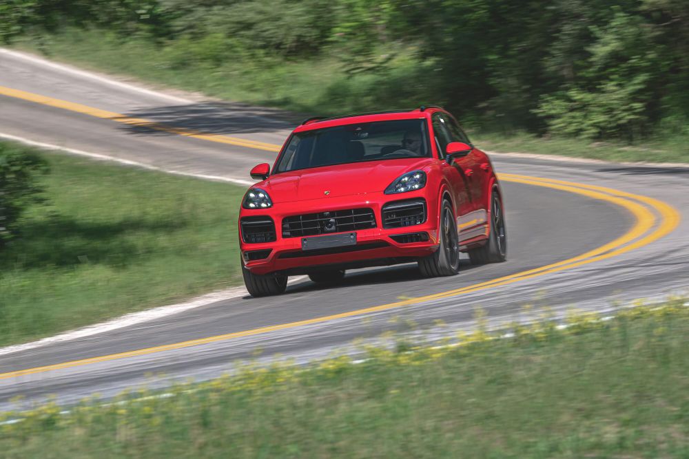 2021款保时捷卡宴gts评测v8回归淘汰了旧6缸