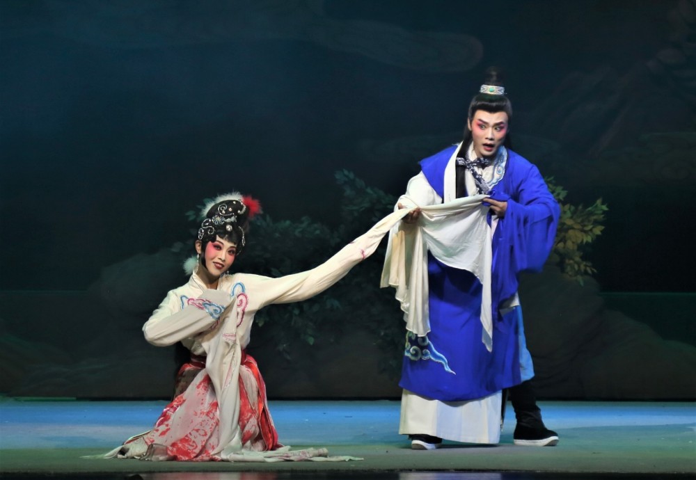 擦亮淄博名片,五音戏《云翠仙》闪耀榕城_腾讯新闻