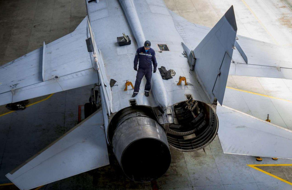 俄罗斯的"航母杀手",速度达10马赫,发射它的战机更是出人意料