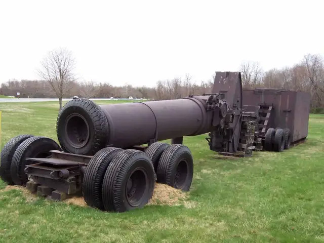 世界上最大口径的火炮是谁?炮弹和人一样大,差点用来炸日本