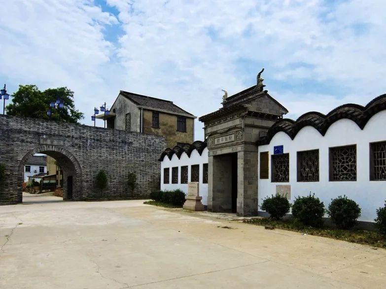 党史教育进行时百年光辉印记齐梁故里红游孟河