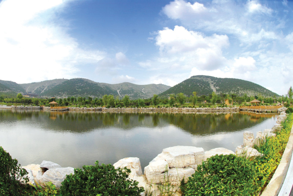 江苏一座山是泰山山脉的余脉周围有大小70余座山头