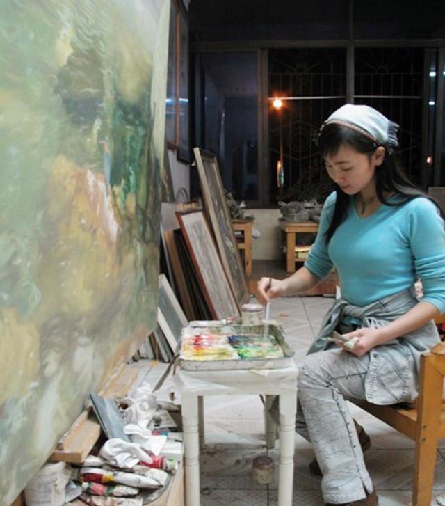 画院院长画人体让女儿做模特画出的作品要卖7位数