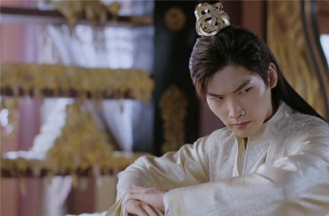 《双世宠妃3》墨连城让皇上赐婚,曲小檀迎娶墨连城和墨言忱