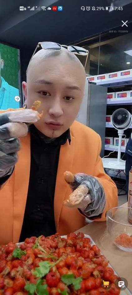 快手616超级补贴又出新玩法 方丈脱口秀让消费者笑翻嗨购