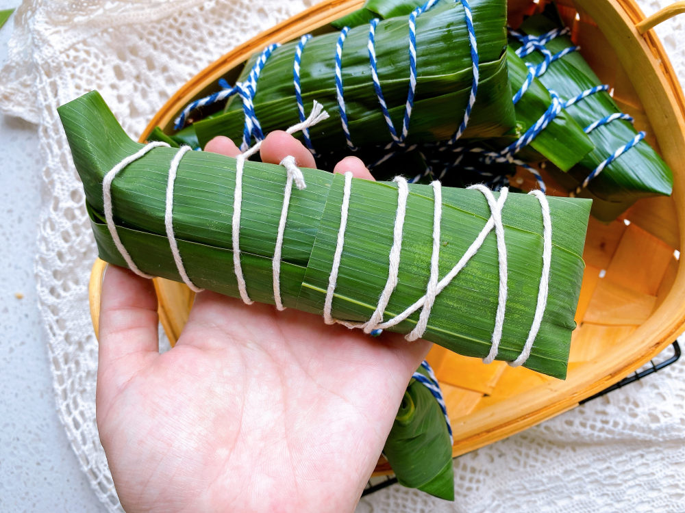 这个口味的粽子太香了鲜辣咸香不夹生不漏米附上四角粽做法