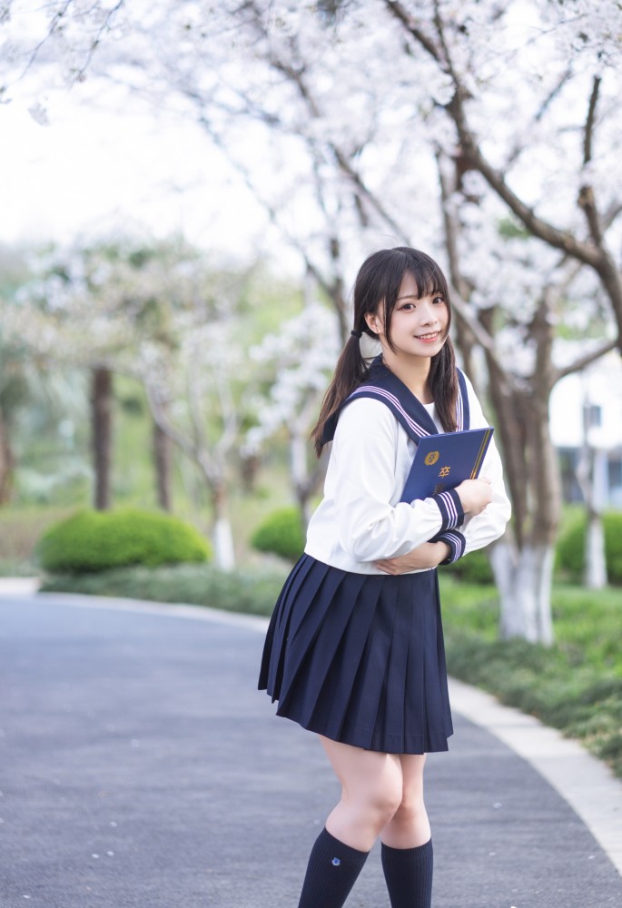 jk少女樱花与双马尾