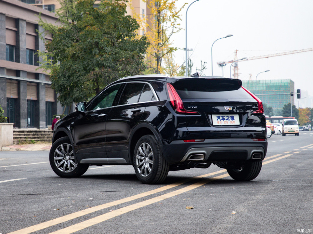 上汽通用-凯迪拉克xt4,洗浴大哥更爱哪一款?