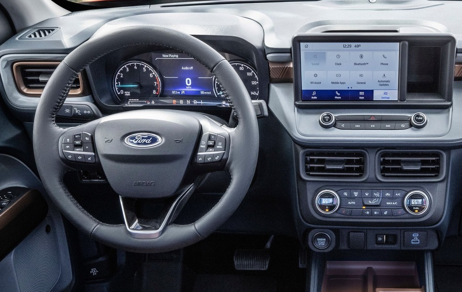 福特最小皮卡maverick首发亮相不到13万的猛禽小弟