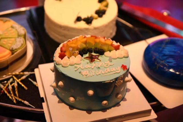 程青松,主持人李学刚,演员弭金,制片人吴昊hippolite品牌创始人王其涛