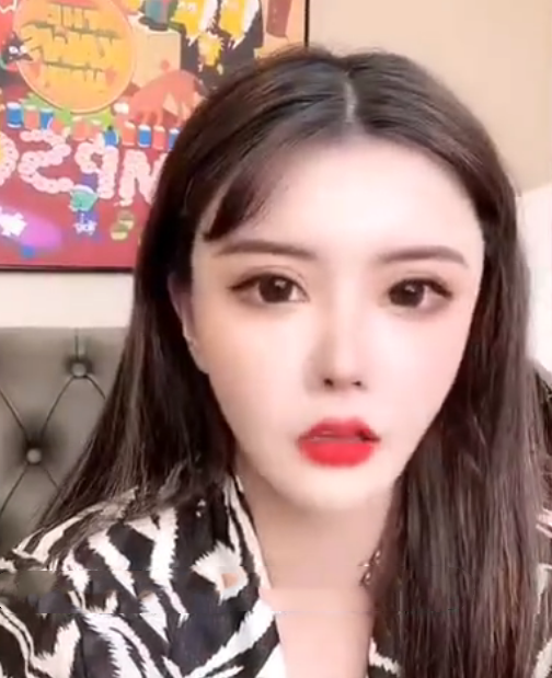 如今小猪先生找了新女友,他和兜儿的孩子已经将近5