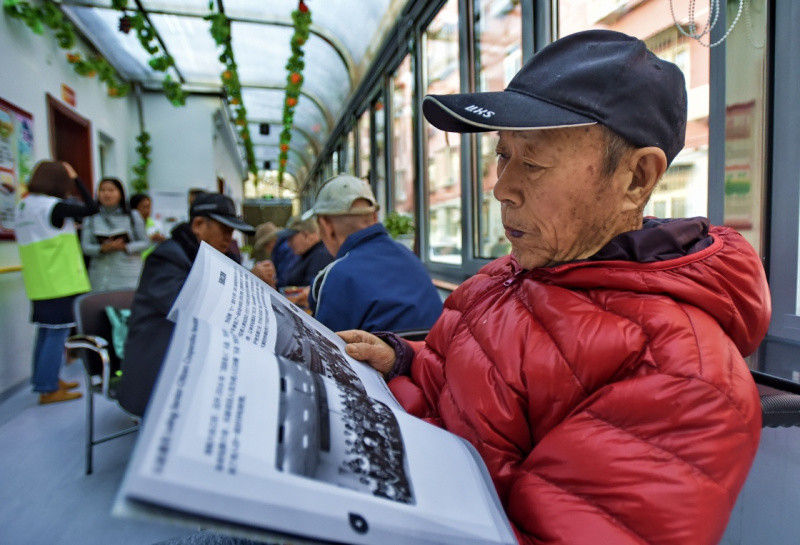 老年人口比重_广东:老龄人口占比高的地区适当提高养老设施用地比例