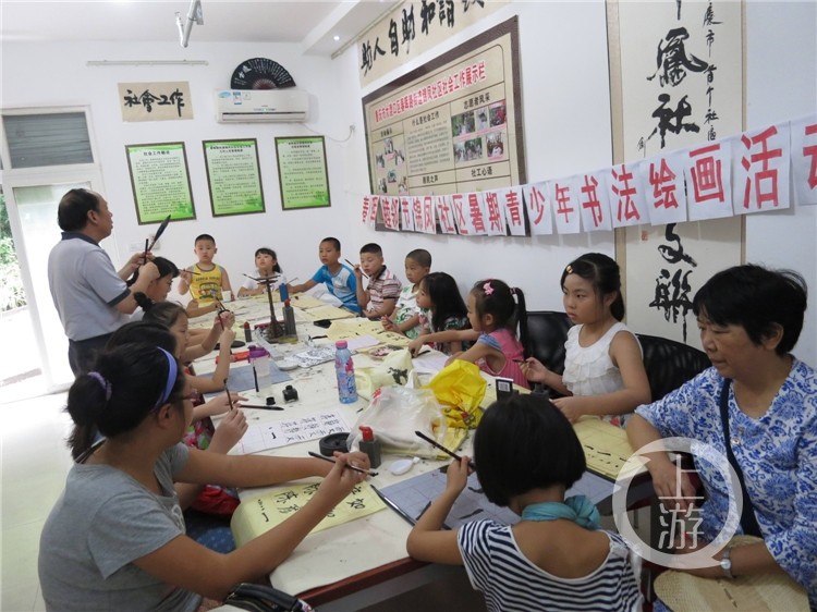 祝福建党百年65岁老党员创作20米书法长卷百凤朝阳