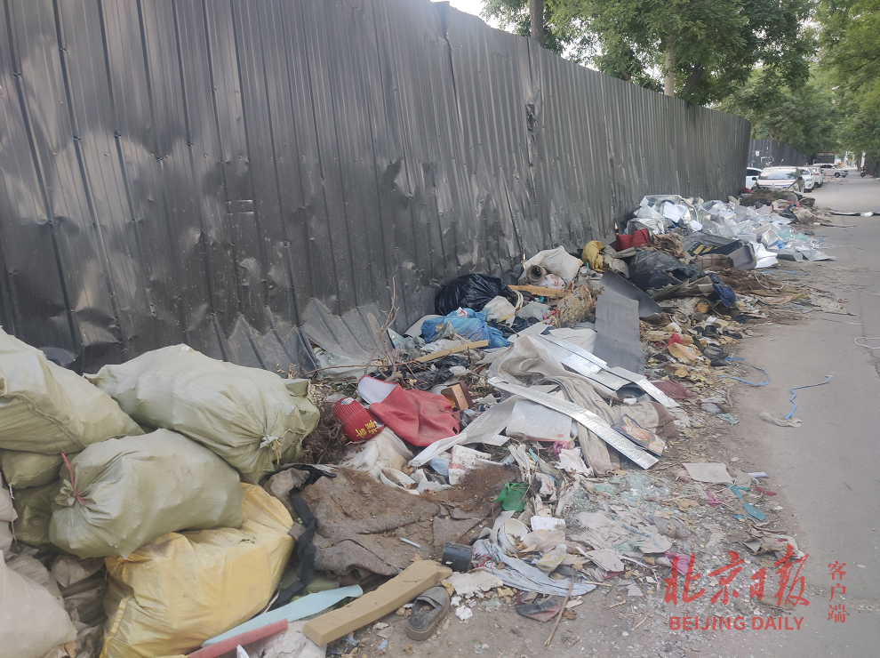 庑殿路变"垃圾街",清运难的理由竟然是这个