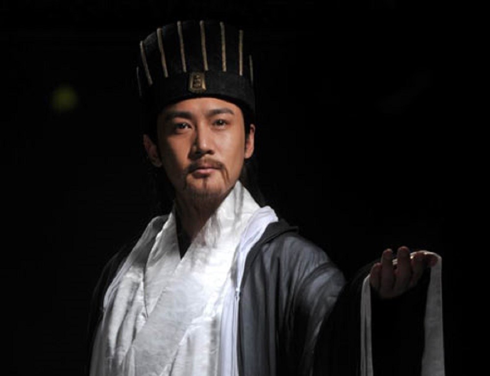 孙尚香是周瑜秘密培养的女间谍!赔了夫人又折兵,是给诸葛亮下的套