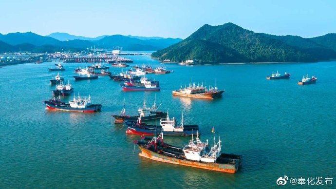 休渔期的桐照渔港