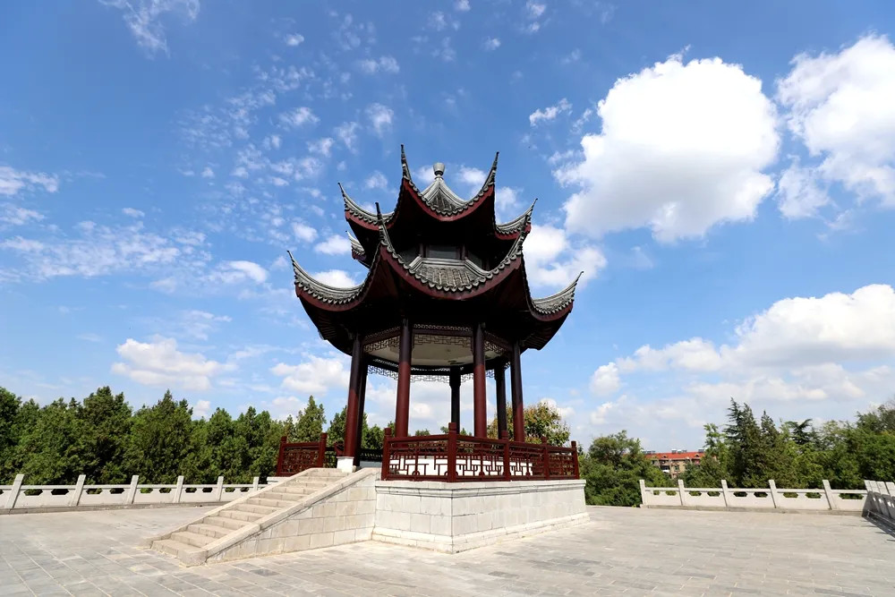 无名山公园▲佛手山公园▲湘江路▲徐州市第一人民医院在我们享受