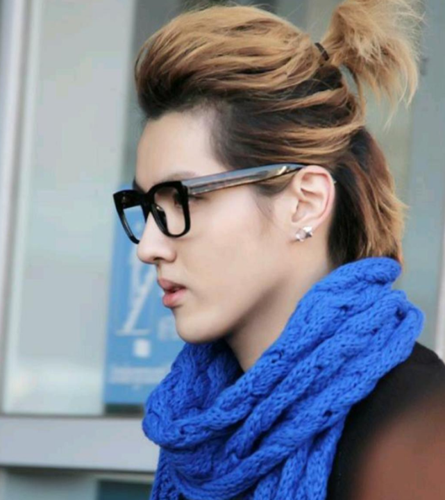 高马尾造型的8位男星任嘉伦自带苏感鹿晗秀气肖战依旧很帅