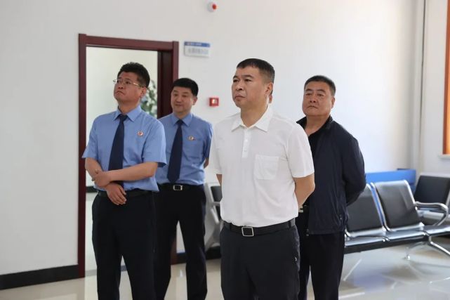 市委常委,政法委书记公海波陪同调研,敦化市检察院班子成员,中层干部