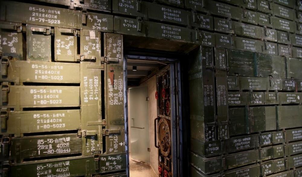 八路军抗击日军弹尽粮绝,70岁老地主跑来:我还有一库房弹药