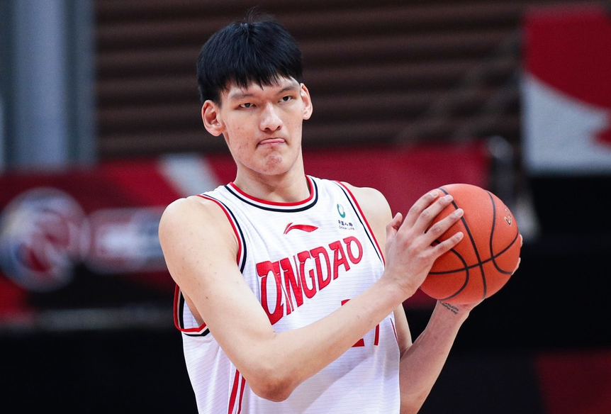 cba 正式留队！CBA2米25潜力中锋不走了，能否兑现天赋？