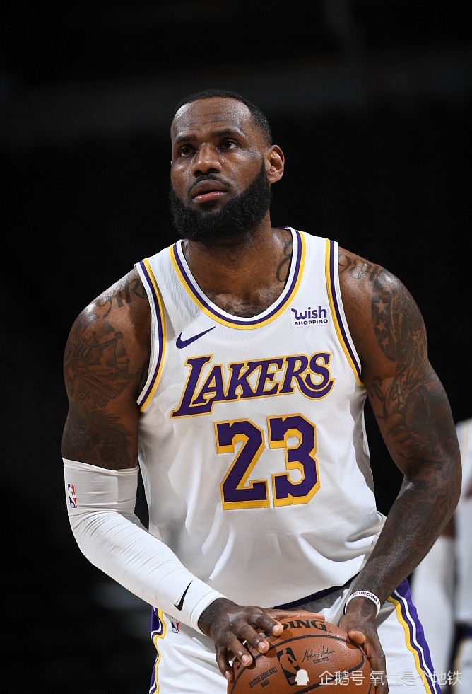 nba 波什：詹姆斯是个不喜欢输球的竞争者，他已把照顾身体当成习惯！