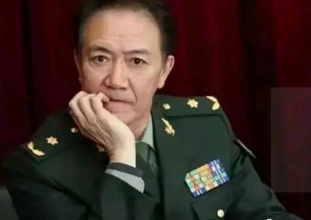 军阶排行_中国部队军衔等级中国部队的军衔级别划分