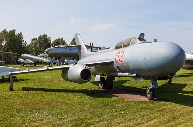 雅克-25截击机,苏军自用的战斗机_腾讯新闻