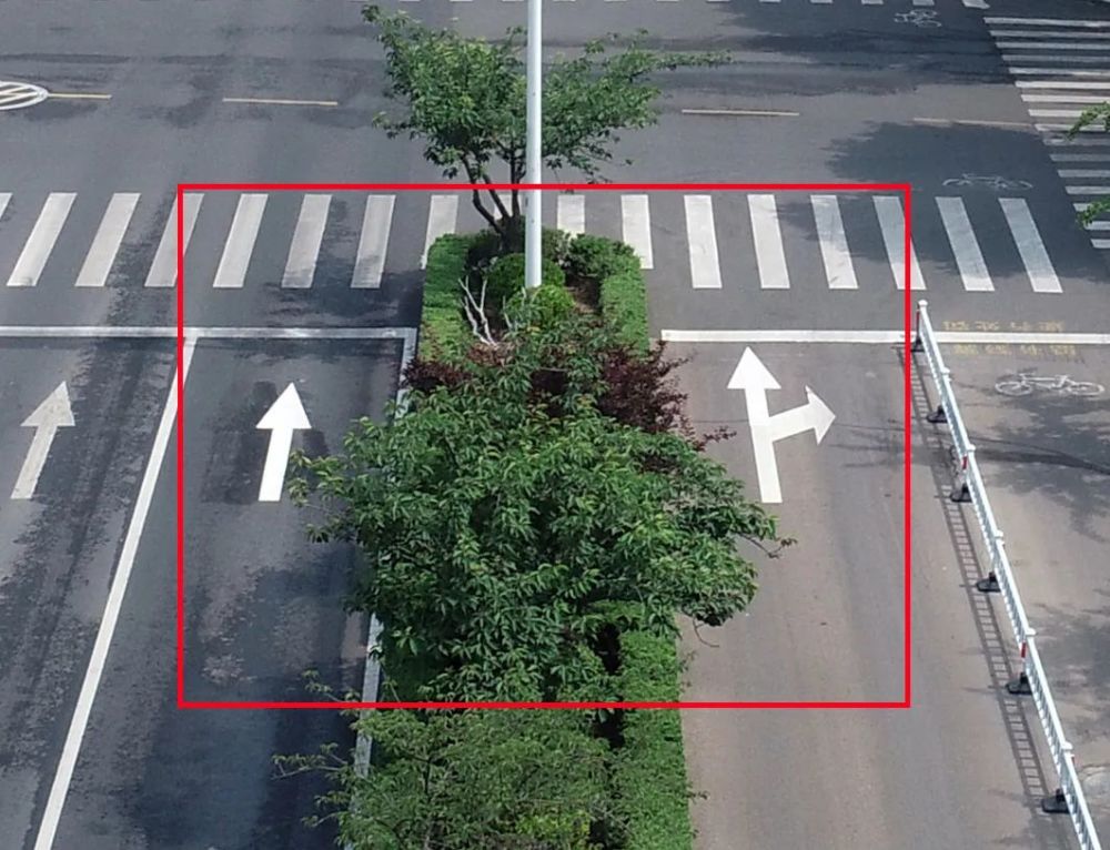 注意日照这4处路口辅道可以直行了