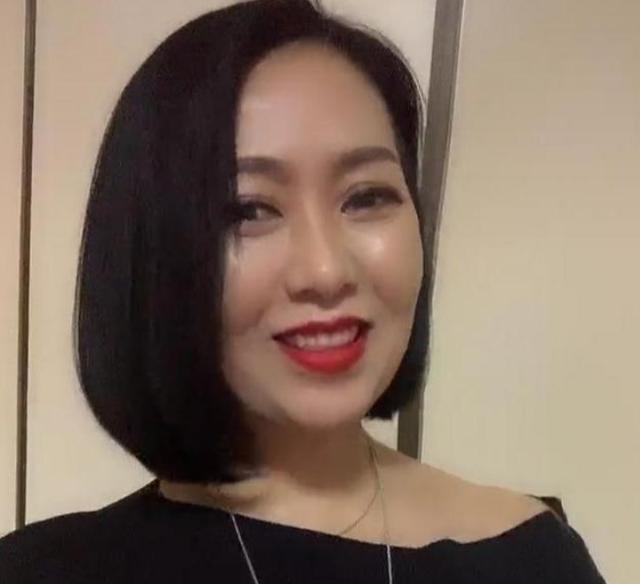 赵四老婆的女儿嫁人了,婚礼现场曝光,网友纷纷送祝福