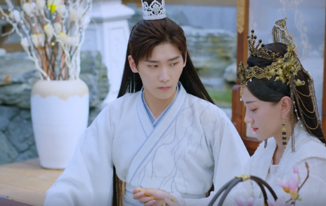 双世宠妃3:失忆墨连城终于动心,对曲小檀表白,曲小檀追夫成功