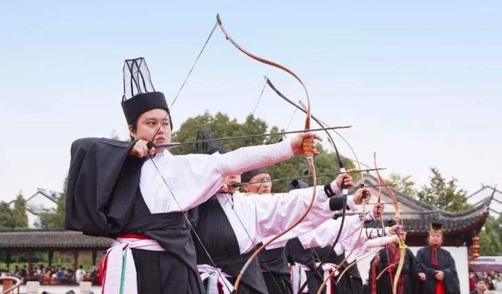 古代弓箭并没有太大杀伤力为何能一箭射死人原来我们都被骗了